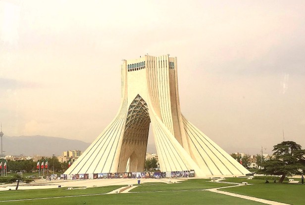 Teheran, Torre Azadi.