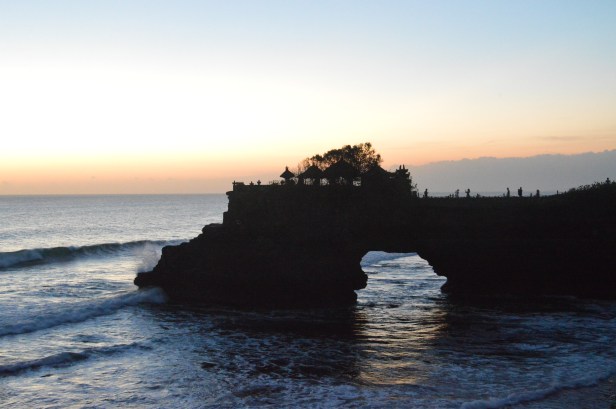 Tempio di Tanah Lot.