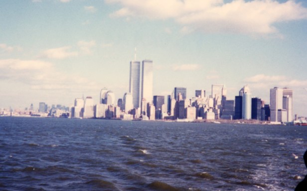 1997 Foto scattata dalla Liberty Island con le Torri gemelle.