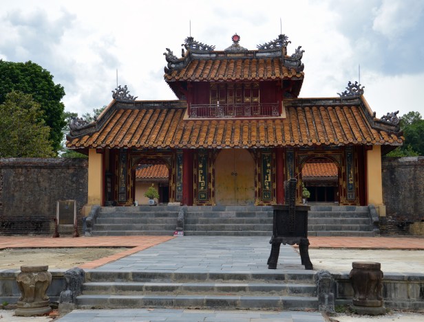 Tomba imperiale di Minh Mang, Hué.
