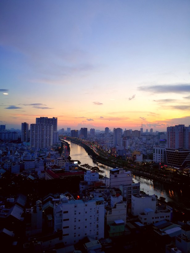 Ho Chi Minh, ultimo tramonto in Vietnam.