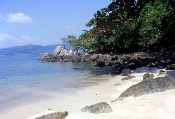 Paradise beach, Phuket, ottobre 2004.