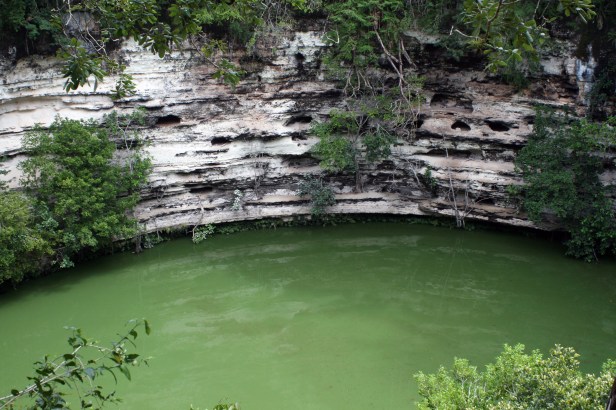 "Ik Kil cenote", Chichén Itzá.