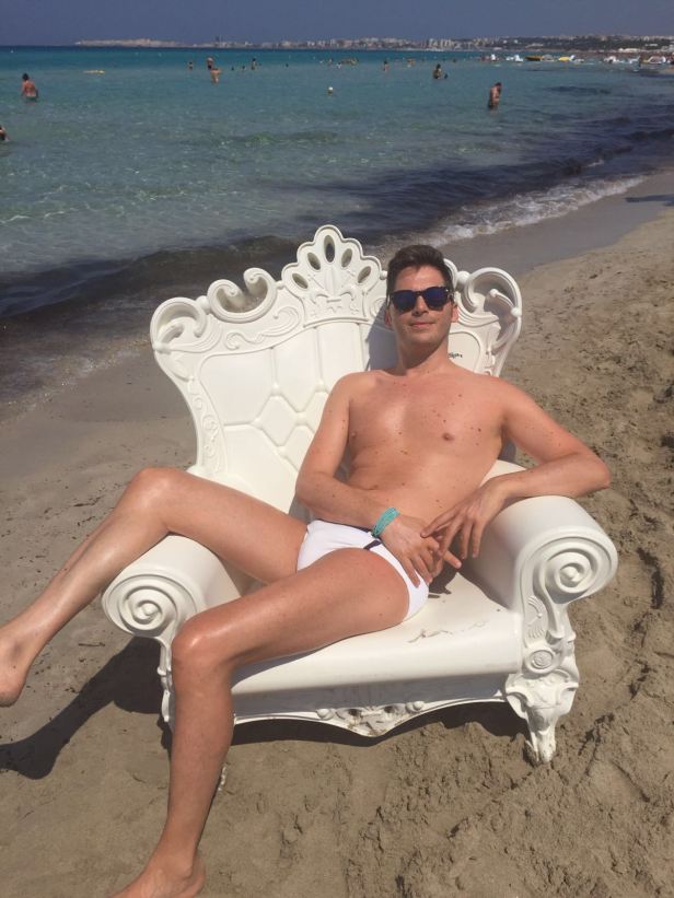 Samsara Beach, Gallipoli. Il trono.