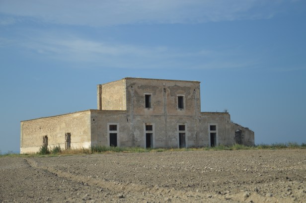 Masseria abbandonata in Contrada Santa Maria.